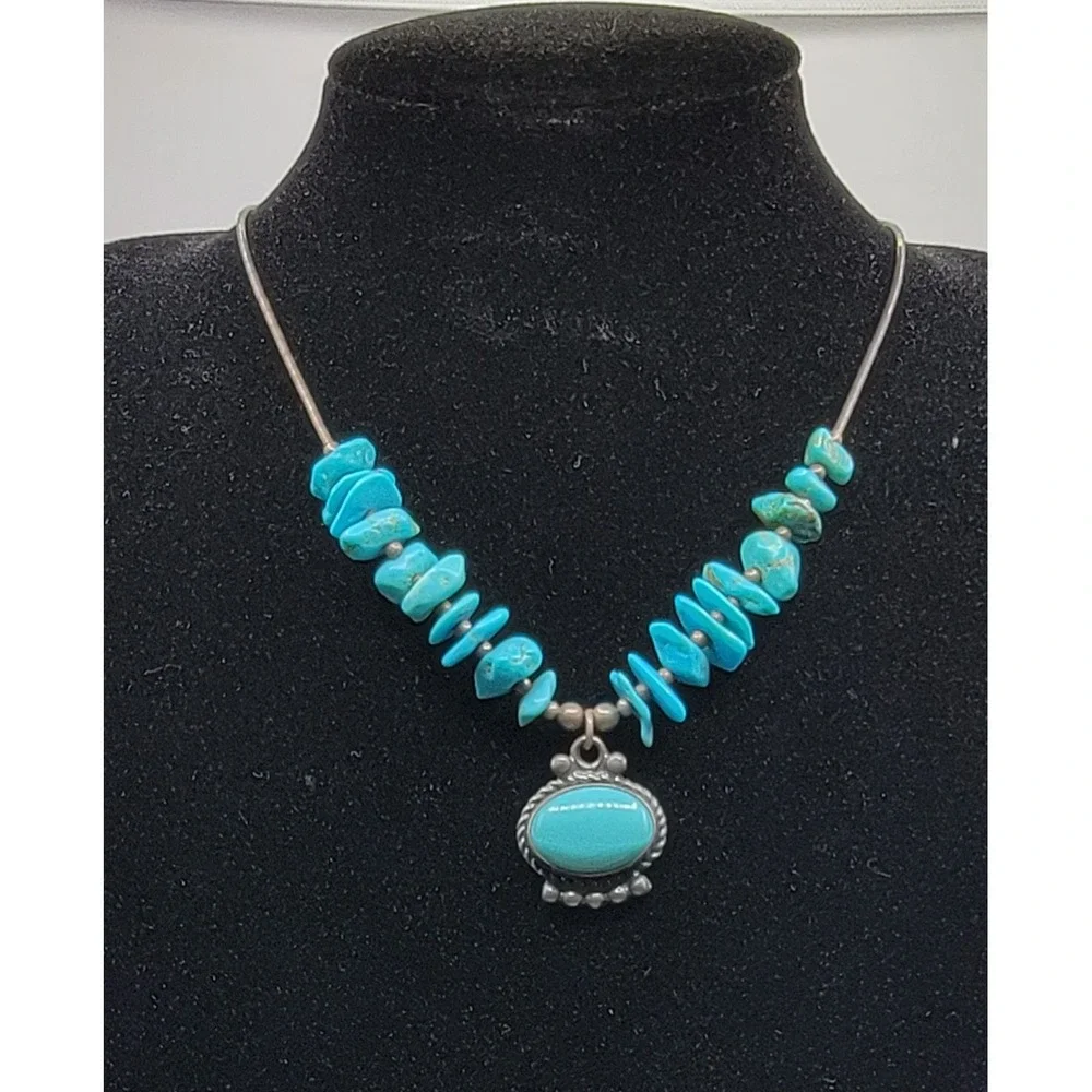 Vintage Southwestern Sterling Silver Turquoise Nugget Liquid Silver Necklace 70s